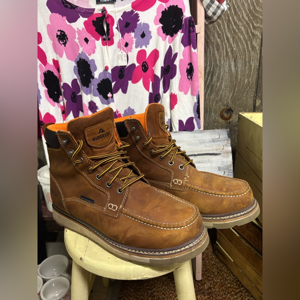 Ridgecut Men's Tan Leather Boots